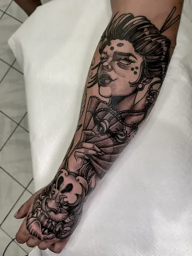 Glowa_Tattoo